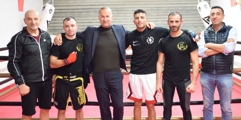 Kety's Fight Night: Lokalmatador Omar Siala boxt in Hameln 