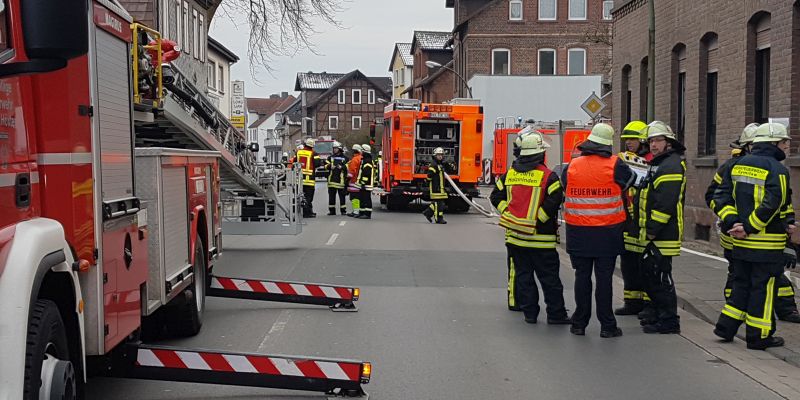 Brandmeldung in der Fürstenberger Straße – schwangere Frau mit Verdacht auf Rauchgasvergiftung 