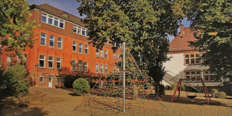 Förderverein der Grundschule Stadtoldendorf sammelt Spenden für Dokumentenkameras und Beamer