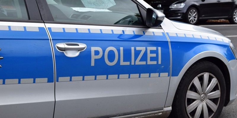 Audi-Fahrer flüchtet vor der Polizei - kurzfristige Verfolgungsfahrt