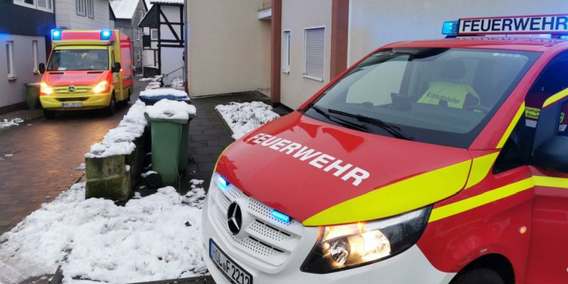 Feuerwehreinsatz in Stadtoldendorf: Unterstützung für Polizei und Rettungsdienst