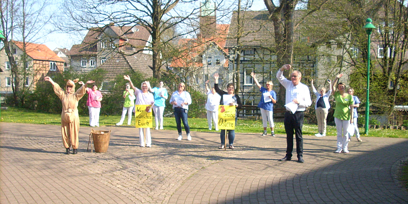 Flashmob im Seniorenzentrum „Unter der Homburg“ als Ostergruß