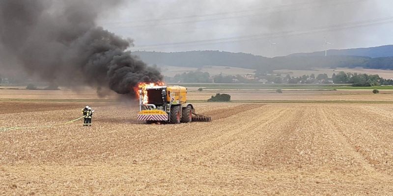 Gülletraktor brennt aus