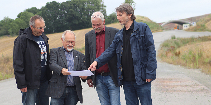 Wilfried Steinmetz macht sich ein Bild von der Verkehrssituation im Südkreis 