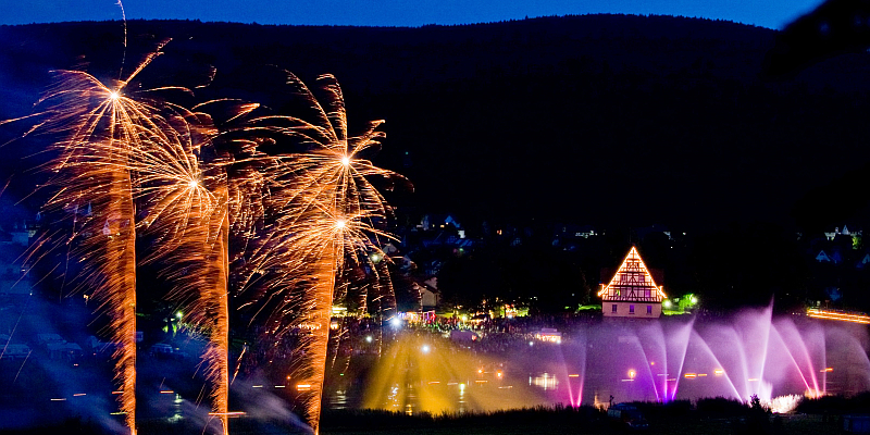 Atemberaubendes Lichterspiel: 60 Jahre Weserbeleuchtung in Oberweser-Gieselwerder