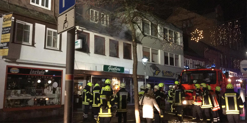 Acht Tiere sterben bei Wohnungsbrand