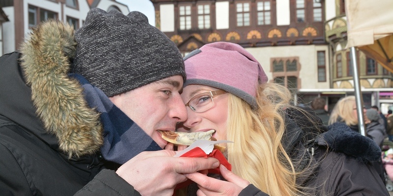 Hunderte Besucher machen zweites Höxteraner Streetfood-Festival zu einem vollen Erfolg