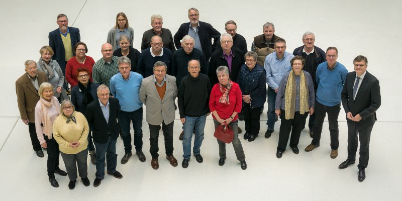 Neuer Plenarsaal begeistert Besuchergruppe aus Kreis Holzminden: Arbeit des Landtages hautnah erlebt