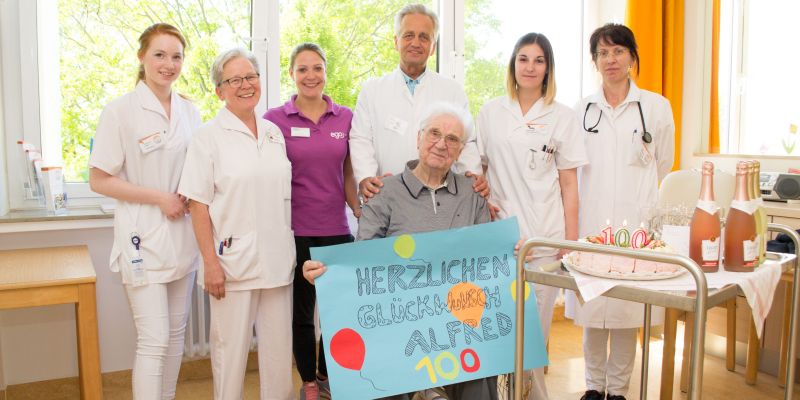 Stadtoldendorfer Alfred Piskulek hat in der Akutgeriatrie Steinheim seinen 100. Geburtstag gefeiert