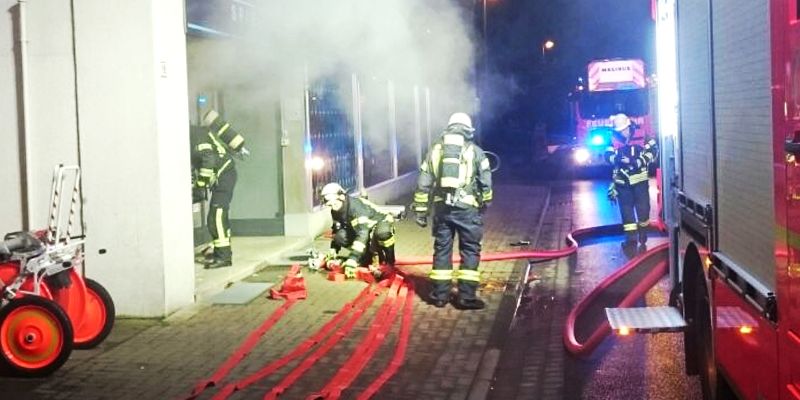 Hameln: Theaternebel löst Polizei- und Feuerwehr-Einsatz aus - Polizei evakuiert Wohnhaus