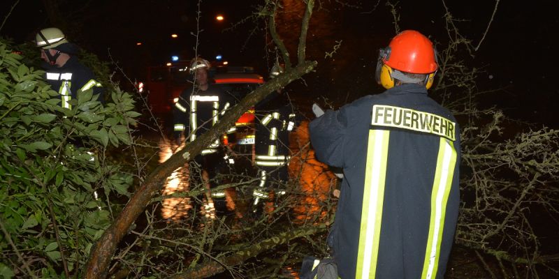 Sturm Herwart: Zahlreiche Einsätze für Polizei und Feuerwehr am vergangenen Wochenende