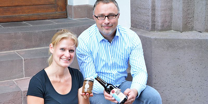 Bier aufs Brot: Tradition trifft auf neue Ideen - Biere der Brauerei Allersheim in regionalem Zwiebeldip, Ketchup und Brot