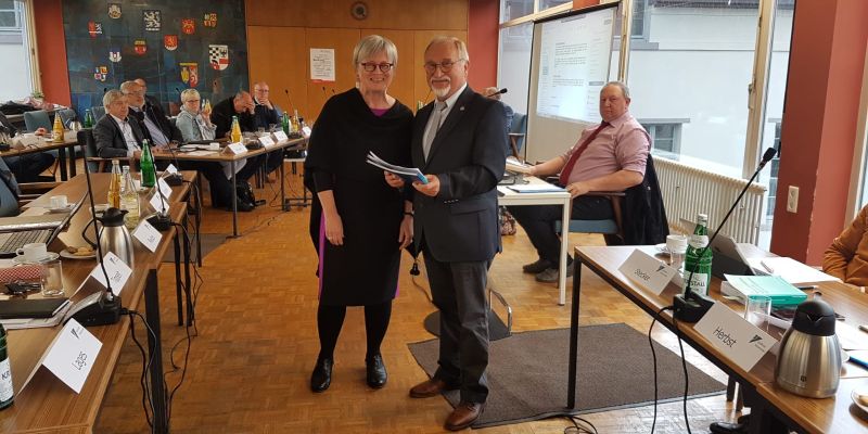 Dr. Wilfried Steinmetz (UWG) neuer Abgeordneter im Kreistag Holzminden – Auflösung der AfD