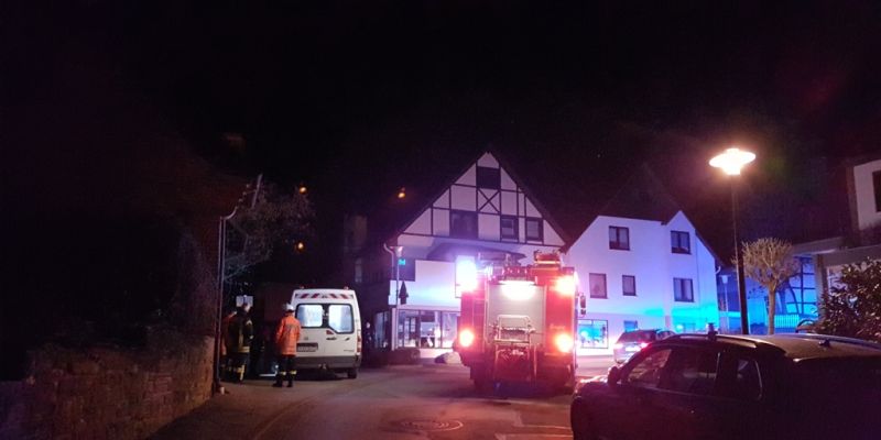 Gasgeruch in Wohnhaus zu nächtlicher Stunde - Einsatz der Ortsfeuerwehr Stadtoldendorf