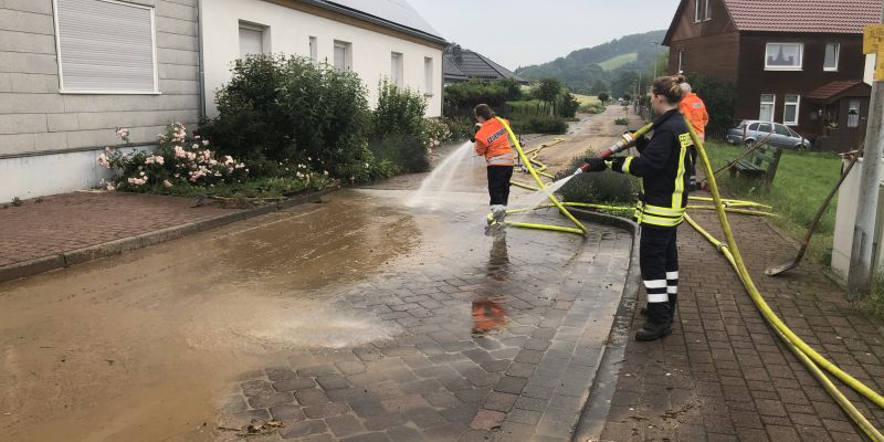 Starkes Unwetter führt zu Sonderlage im Bereich der Ortschaften Delligsen, Hohenbüchen und Kaierde