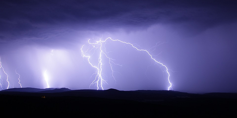 Mögliches Unwetter mit schwerem Gewitter am heutigen Freitag