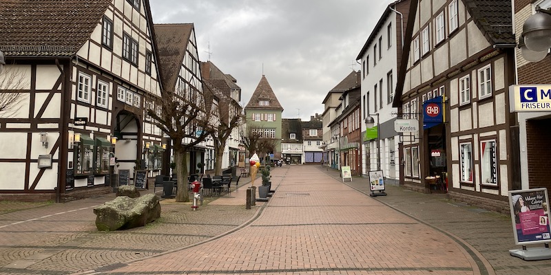 Einige Geschäfte in der Holzmindener Innenstadt verlängern Öffnungszeiten bis 20 Uhr