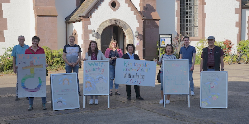 „Kinderrechte schaffen Zukunft“: Bunte Plakate zum Weltkindertag